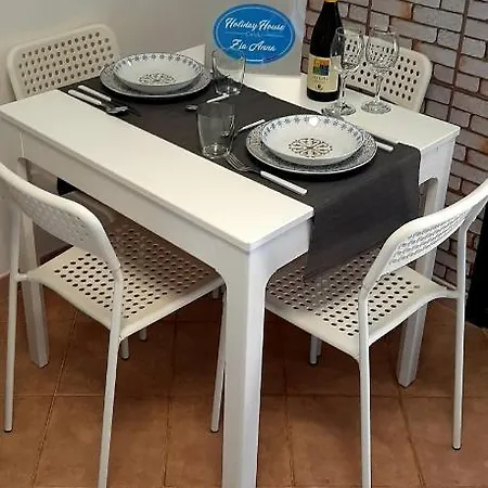 Vakantiehuis Holiday House Zia Anna